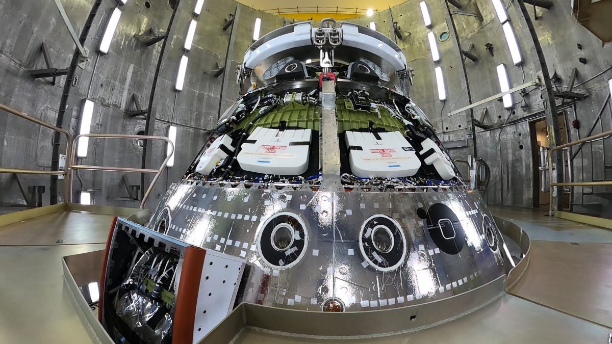 orion spacecraft artemis 2