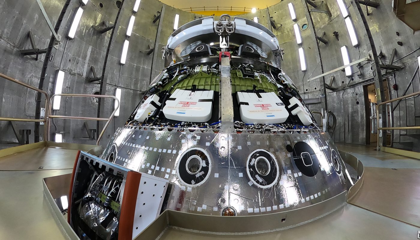 orion spacecraft artemis 2